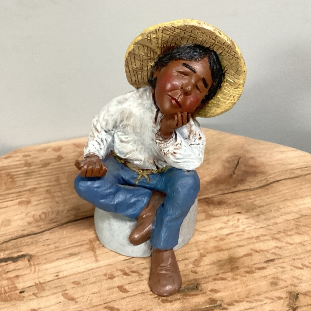 🔵 Vintage - Marked JP 89 - African American Figure in a resting pose - Excellent